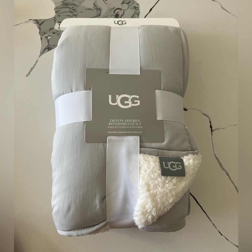 UGG Gray and Cream Sherpa Reversible Throw
